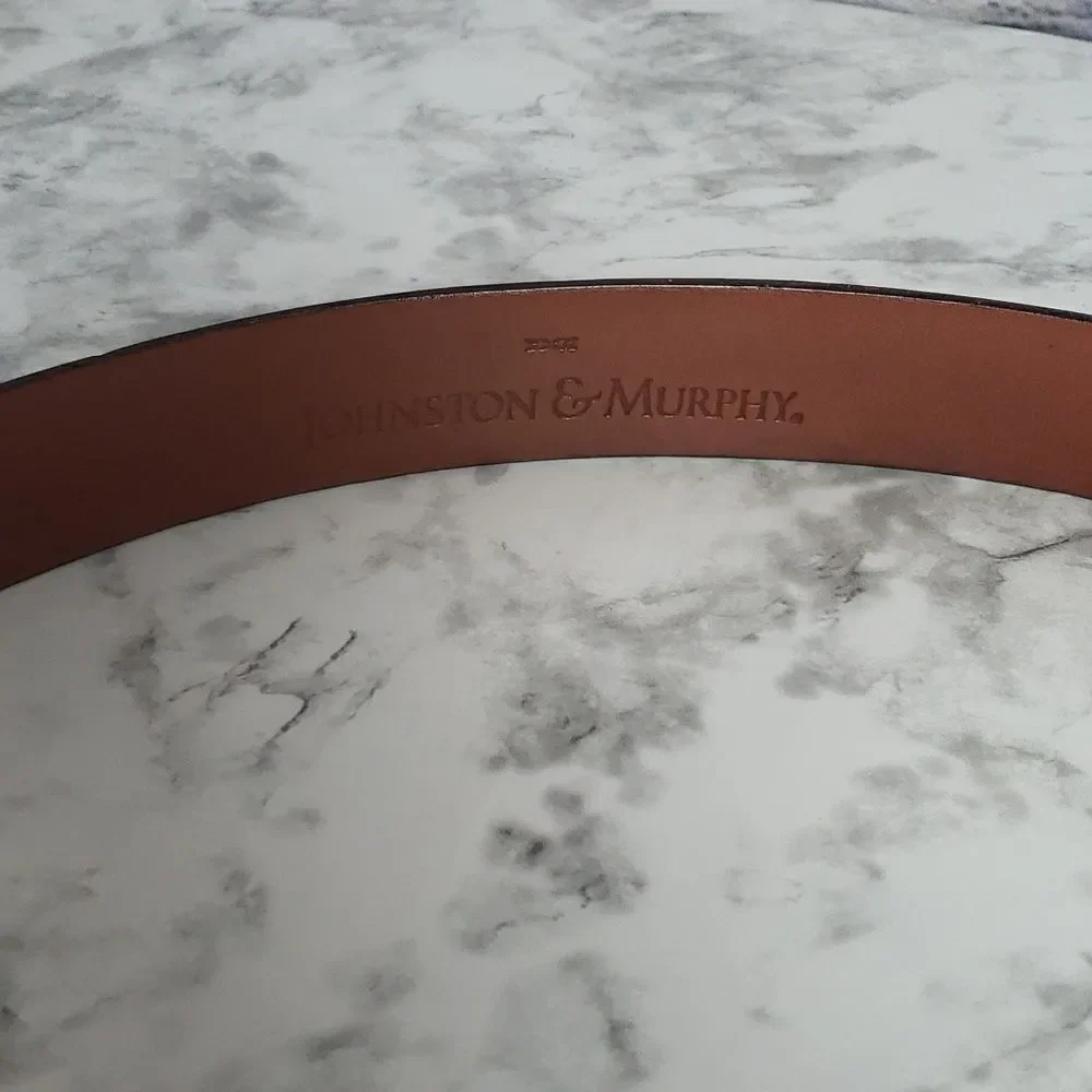 Vintage Johnston & Murphy Brown Belt‎